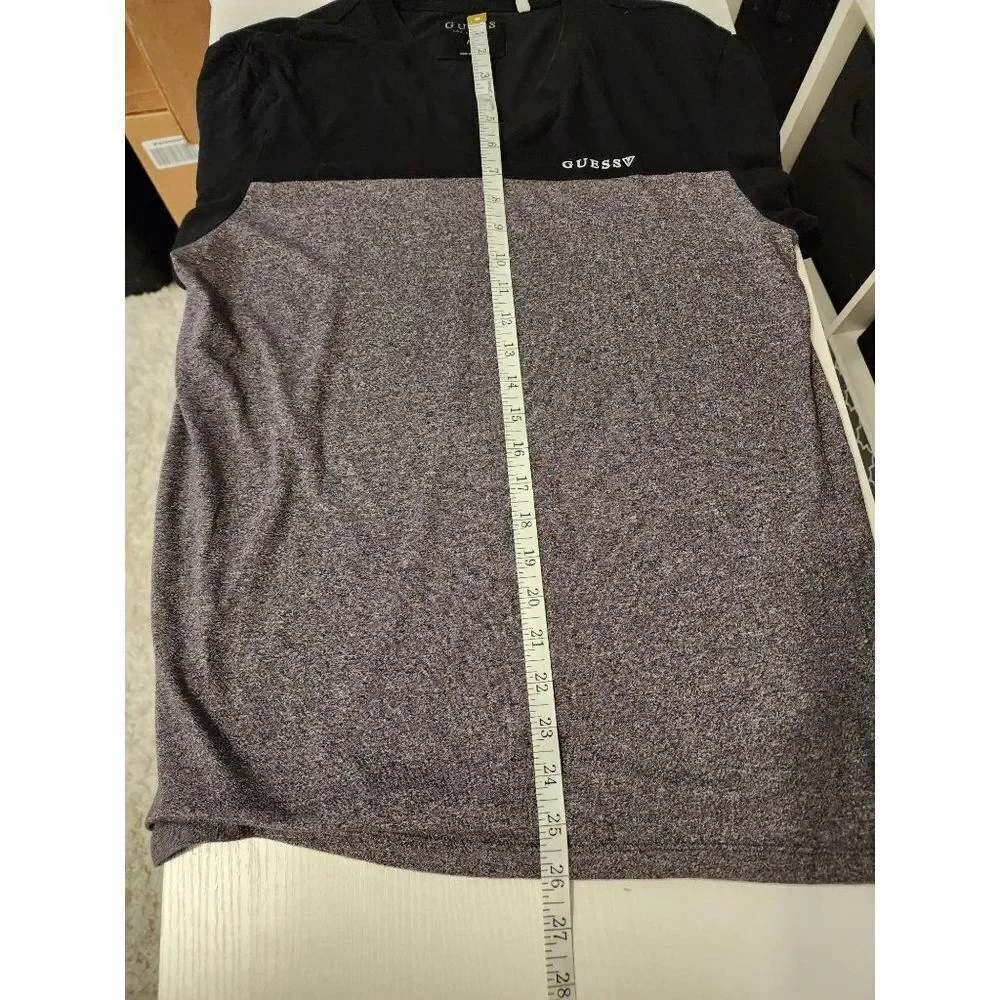 Men's Grey & Black Guess T-Shirt in a Size Medium - Picture 3 of 5